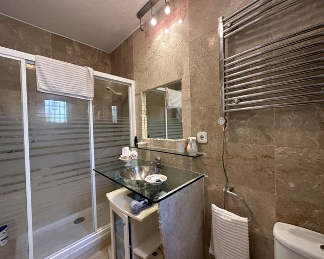 Image No.30-4 Bed Villa for sale