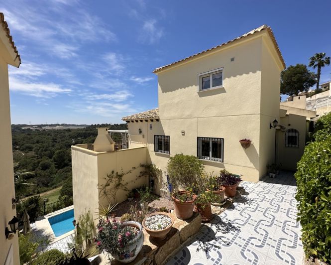 Image No.5-4 Bed Villa for sale