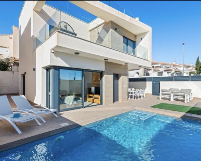 Image No.1-3 Bed Villa for sale