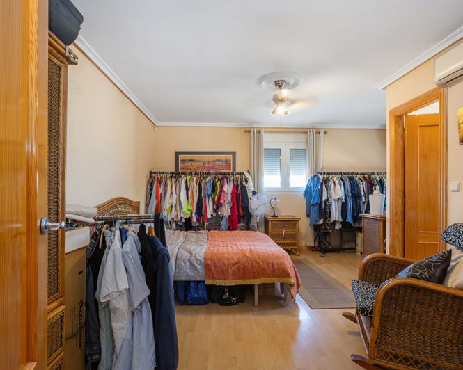 Image No.26-6 Bed Villa for sale