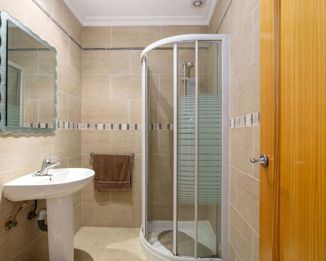 Image No.28-6 Bed Villa for sale