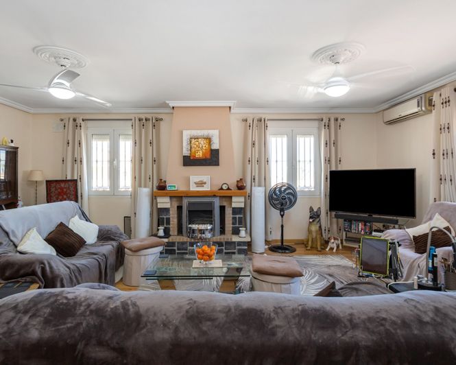 Image No.6-6 Bed Villa for sale