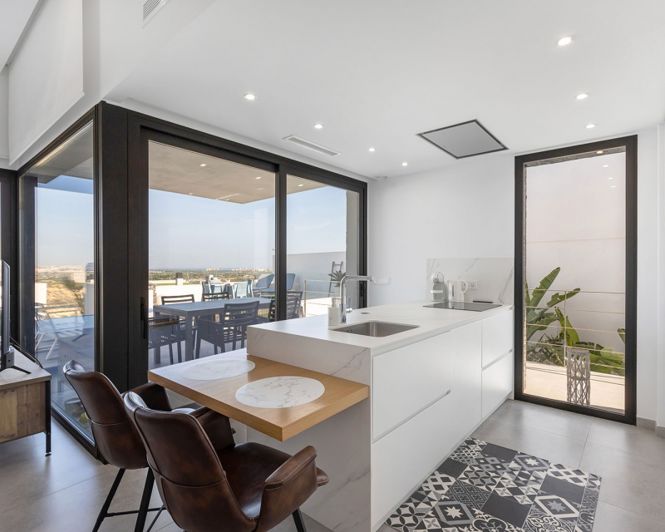 Image No.12-3 Bed Villa for sale