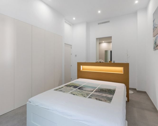 Image No.24-3 Bed Villa for sale