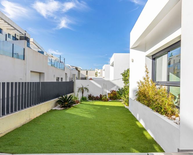 Image No.45-3 Bed Villa for sale