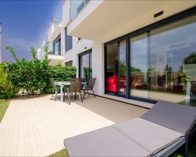 Image No.2-Appartement de 2 chambres à vendre à Punta Prima