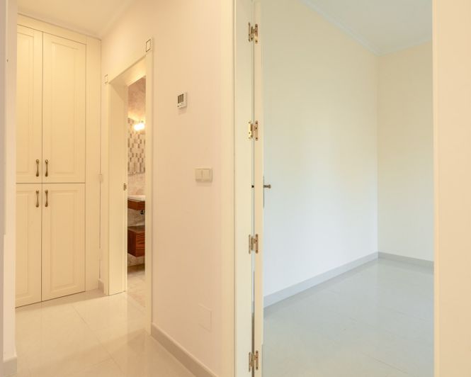 Image No.12-4 Bed Villa for sale