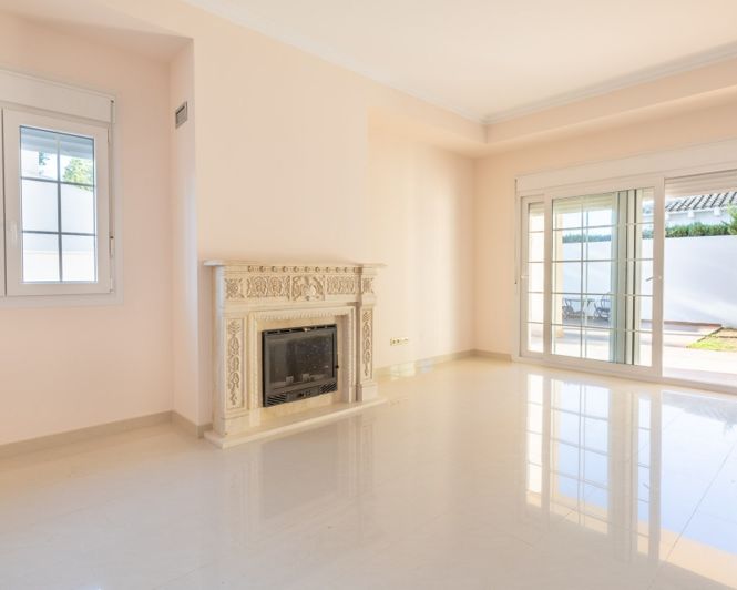 Image No.5-4 Bed Villa for sale