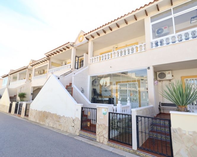 Image No.1-Appartement de 2 chambres à vendre à Cabo Roig