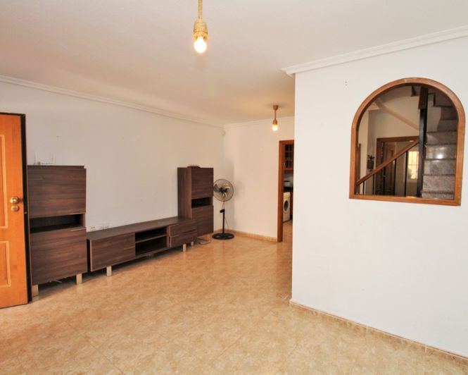 Image No.6-3 Bed Townhouse for sale