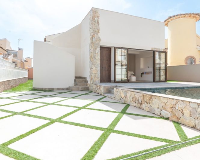 Image No.1-3 Bed Villa for sale