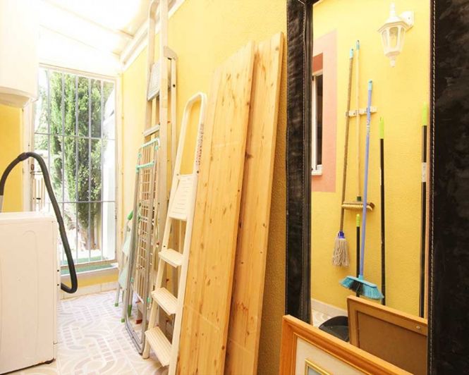 Image No.17-2 Bed Townhouse for sale