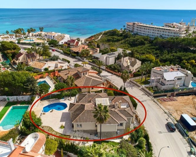 Image No.1-Villa de 4 chambres à vendre à Campoamor