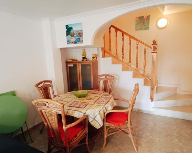 Image No.6-3 Bed Townhouse for sale