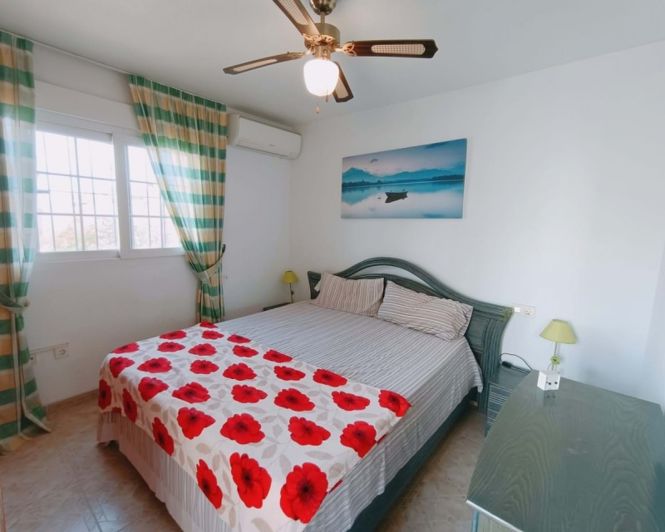 Image No.7-3 Bed Townhouse for sale