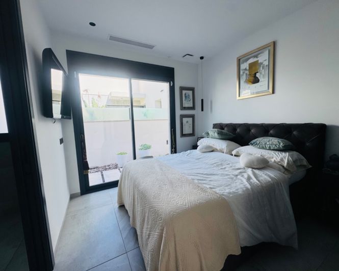 Image No.13-3 Bed Villa for sale