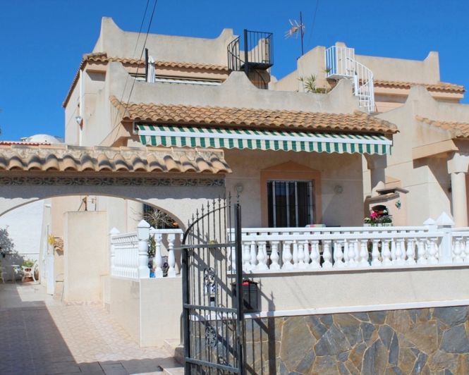 Image No.1-Villa de 3 chambres à vendre à Villamartin