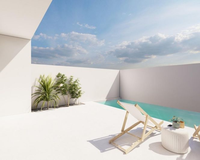 Image No.1-3 Bed Townhouse for sale