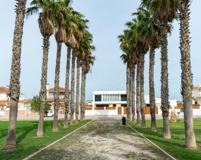 Image No.47-Villa de 2 chambres à vendre à Torrevieja