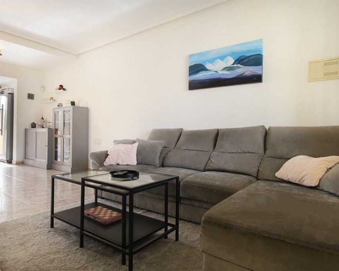Image No.1-3 Bed Townhouse for sale