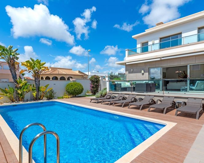 Image No.28-Villa de 4 chambres à vendre à Ciudad Quesada