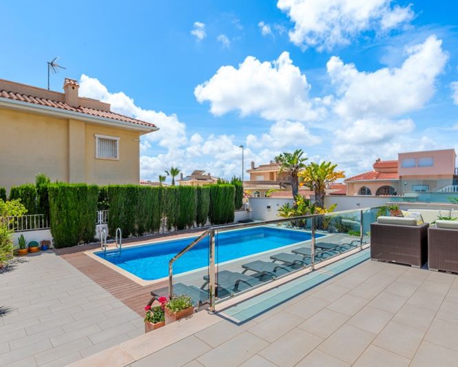 Image No.33-Villa de 4 chambres à vendre à Ciudad Quesada