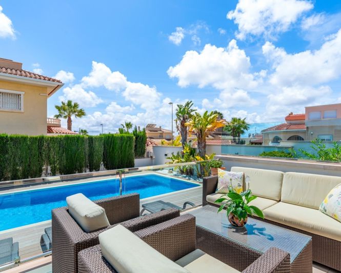 Image No.39-Villa de 4 chambres à vendre à Ciudad Quesada