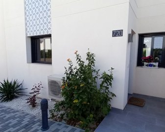 1140837lg