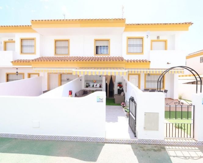 Image No.1-2 Bed Townhouse for sale