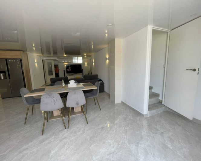 Image No.32-3 Bed Villa for sale