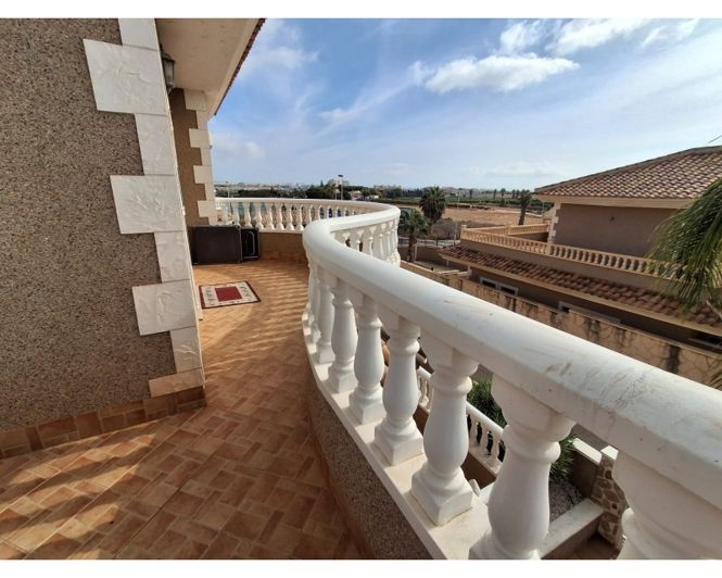 Image No.22-Villa de 3 chambres à vendre à Los Balcones