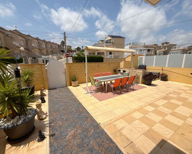 Image No.1-Appartement de 4 chambres à vendre à Villamartin