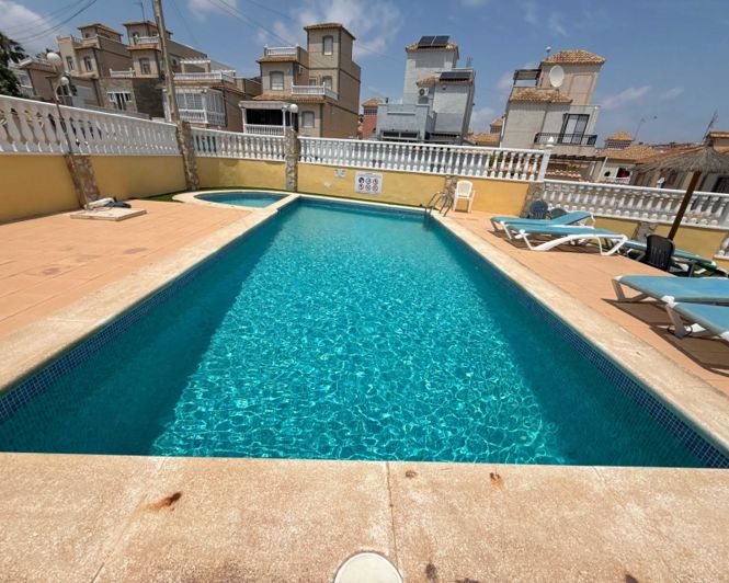 Image No.11-Appartement de 4 chambres à vendre à Villamartin