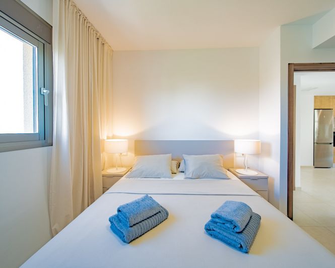 Image No.26-3 Bed Apartment for sale