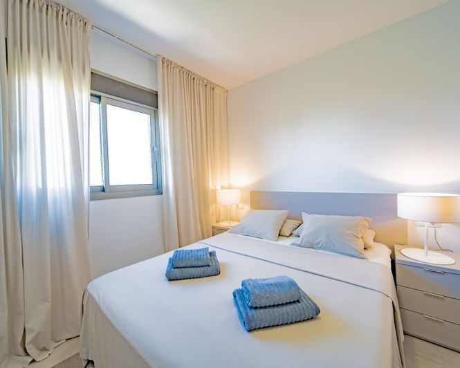 Image No.27-3 Bed Apartment for sale