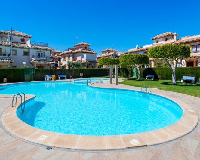 Image No.1-2 Bed Villa for sale