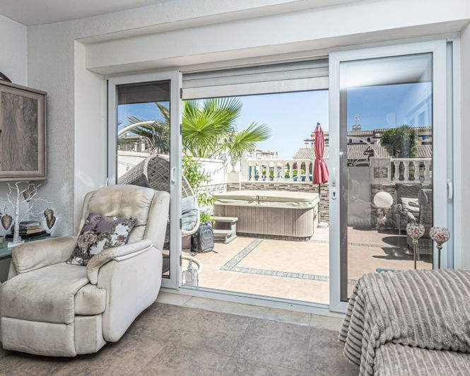 Image No.5-Maison de ville de 3 chambres à vendre à La Zenia