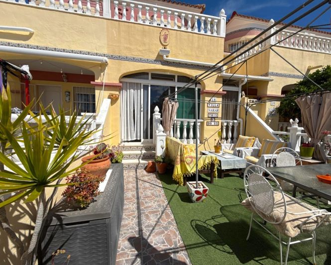 Image No.1-2 Bed Townhouse for sale