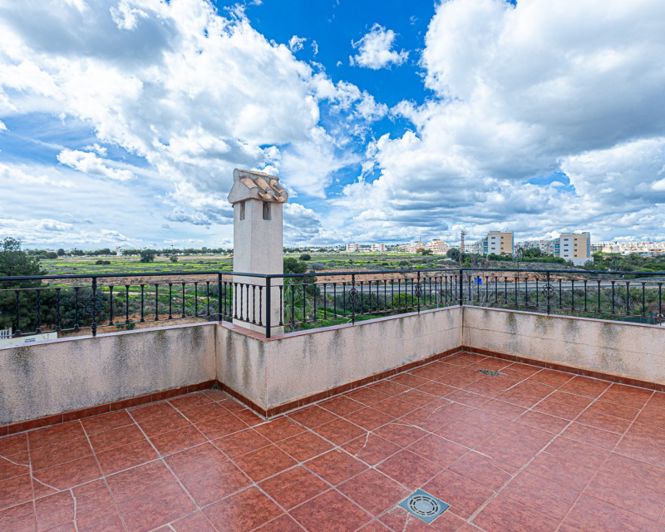 Image No.3-Villa de 3 chambres à vendre à Playa Flamenca