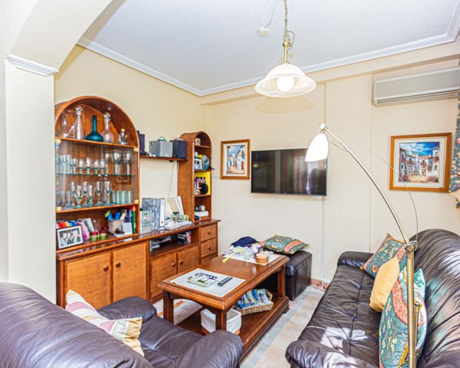 Image No.8-Villa de 3 chambres à vendre à Playa Flamenca