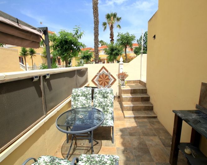 Image No.10-3 Bed Townhouse for sale