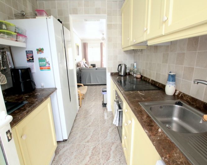 Image No.18-3 Bed Townhouse for sale