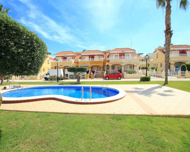 Image No.2-3 Bed Townhouse for sale