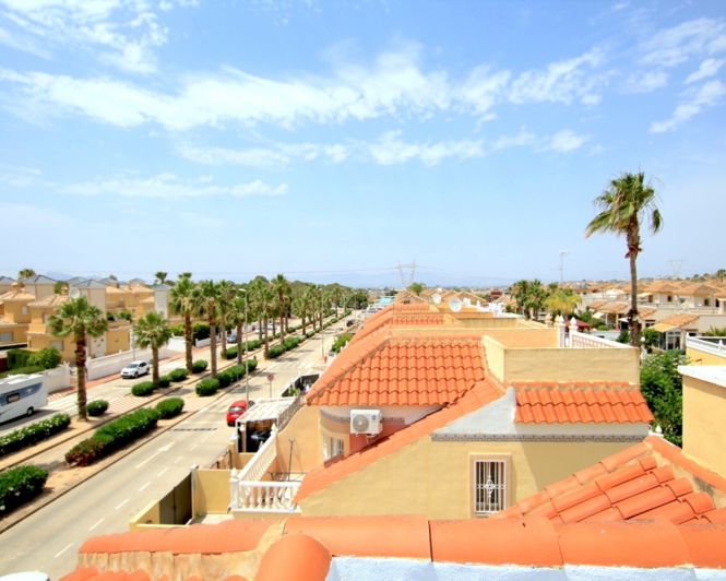 Image No.36-3 Bed Townhouse for sale