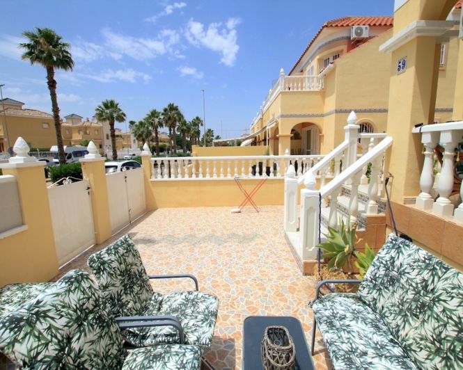 Image No.6-3 Bed Townhouse for sale