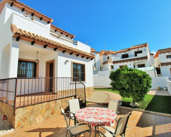 Image No.1-3 Bed Villa for sale