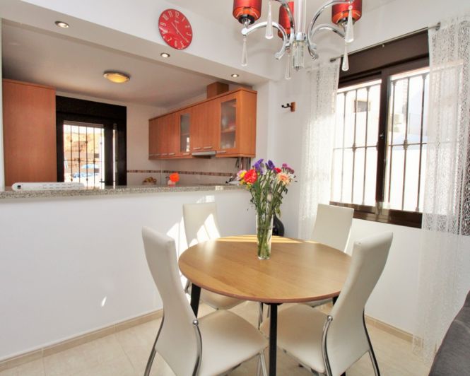 Image No.8-Villa de 3 chambres à vendre à Villamartin