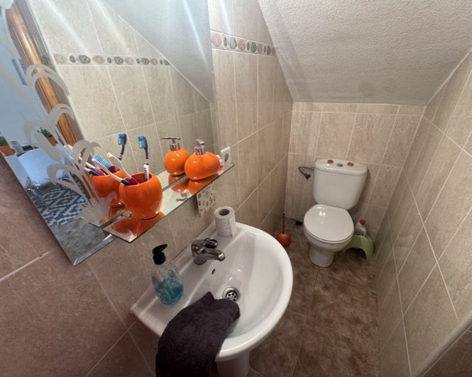 Image No.10-3 Bed Townhouse for sale