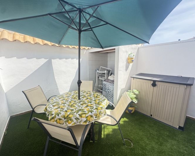 Image No.3-3 Bed Townhouse for sale