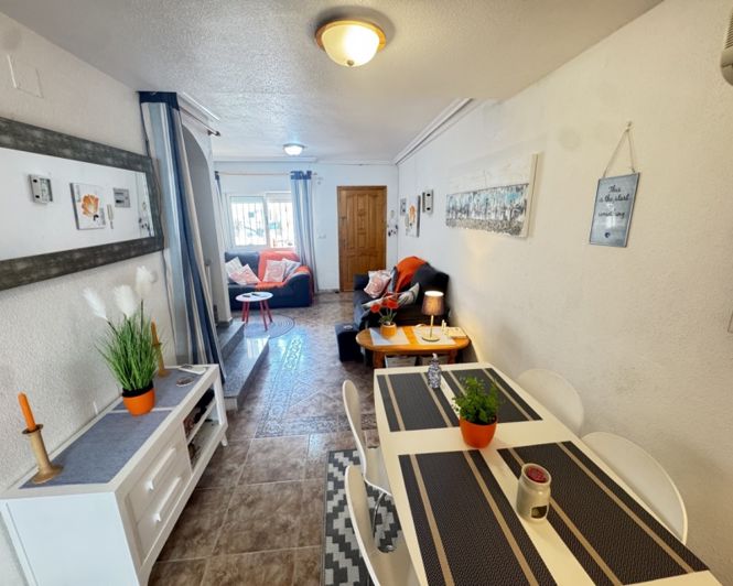 Image No.6-3 Bed Townhouse for sale